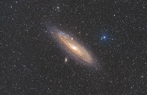 NGC224 (M31) Andromeda-Galaxy und NGC205 (M110) und NGC221 (M32) Â© 2022 by Tobias Wittmann Â· wittinobi